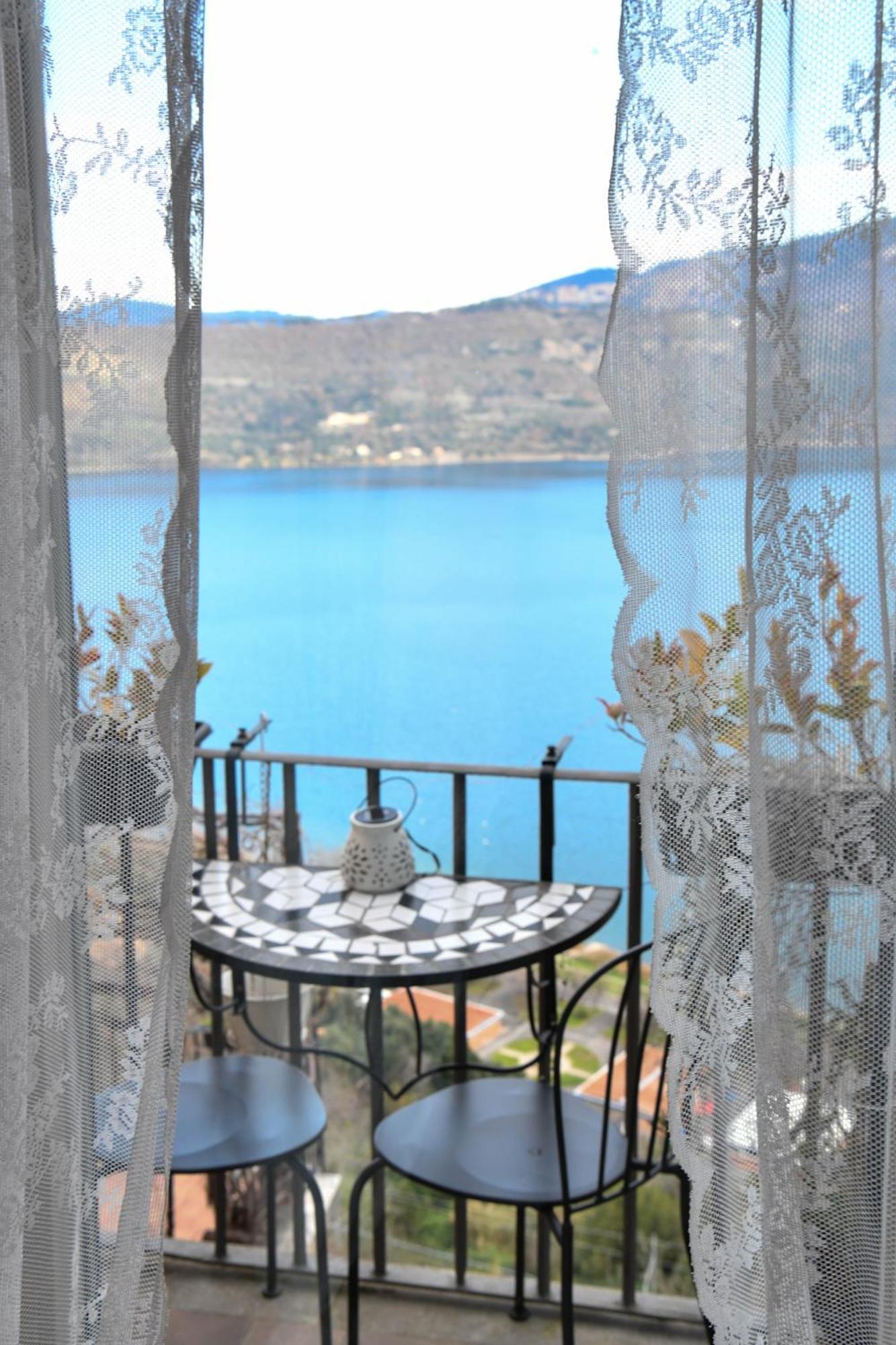 B&B Carpe Diem Vista Lago Castel Gandolfo Eksteriør billede