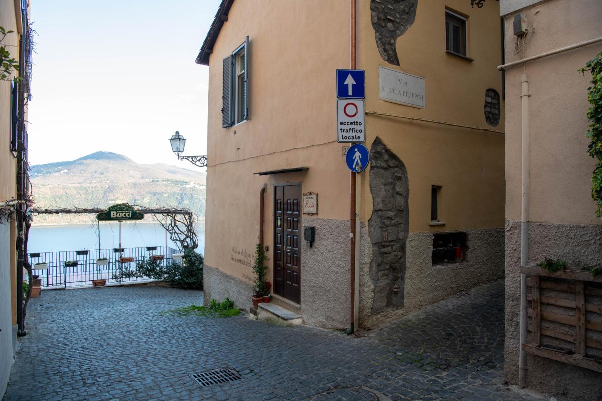 B&B Carpe Diem Vista Lago Castel Gandolfo Eksteriør billede